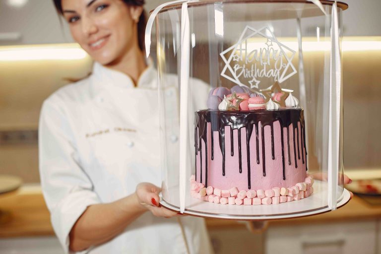 The secret to finding a top-tier custom cake near me in the heart of Dubai