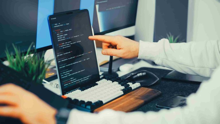 How Application Development Agency Handle Confidentiality and IP Rights